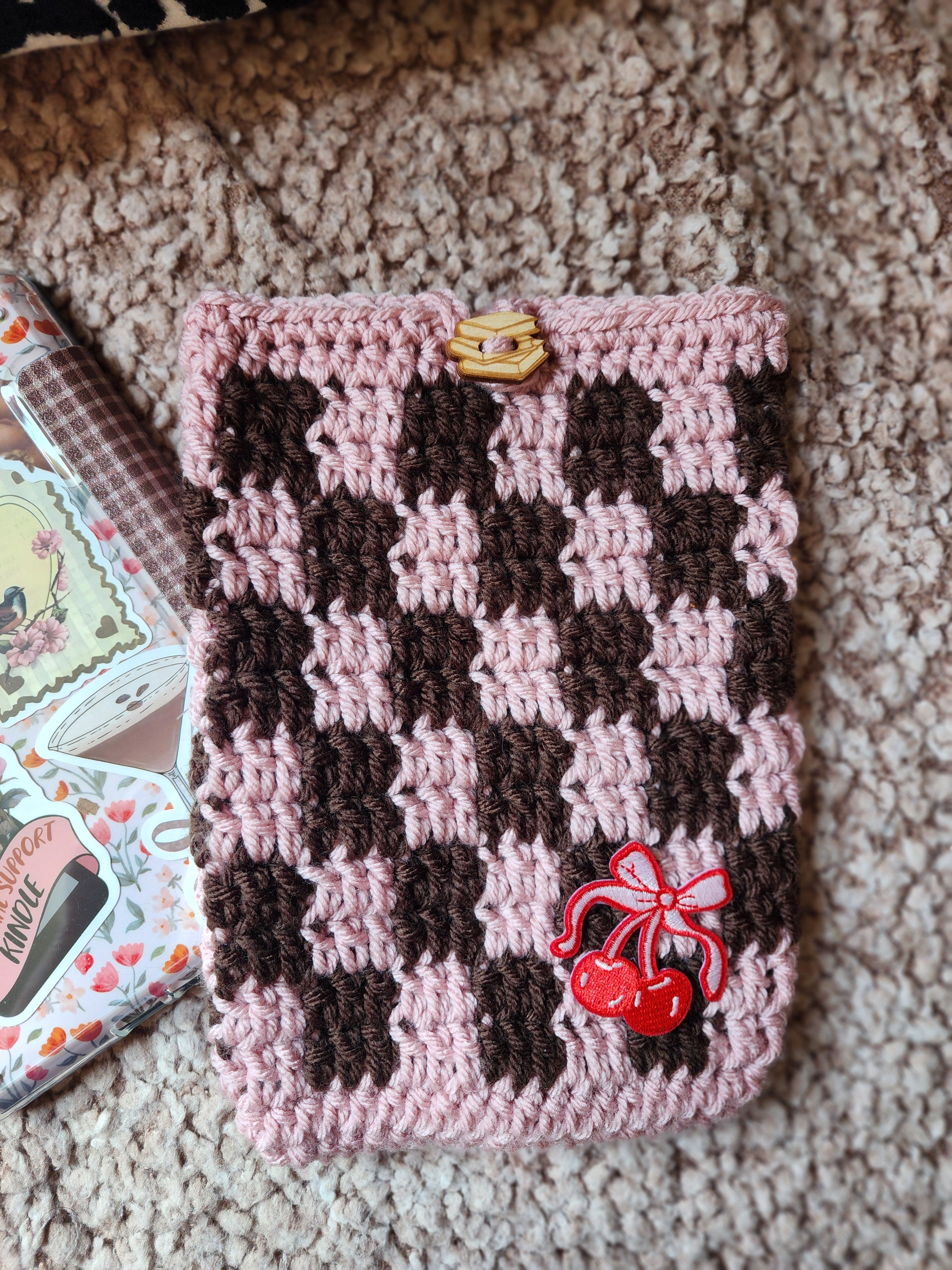 Checkered Kindle Sleeve