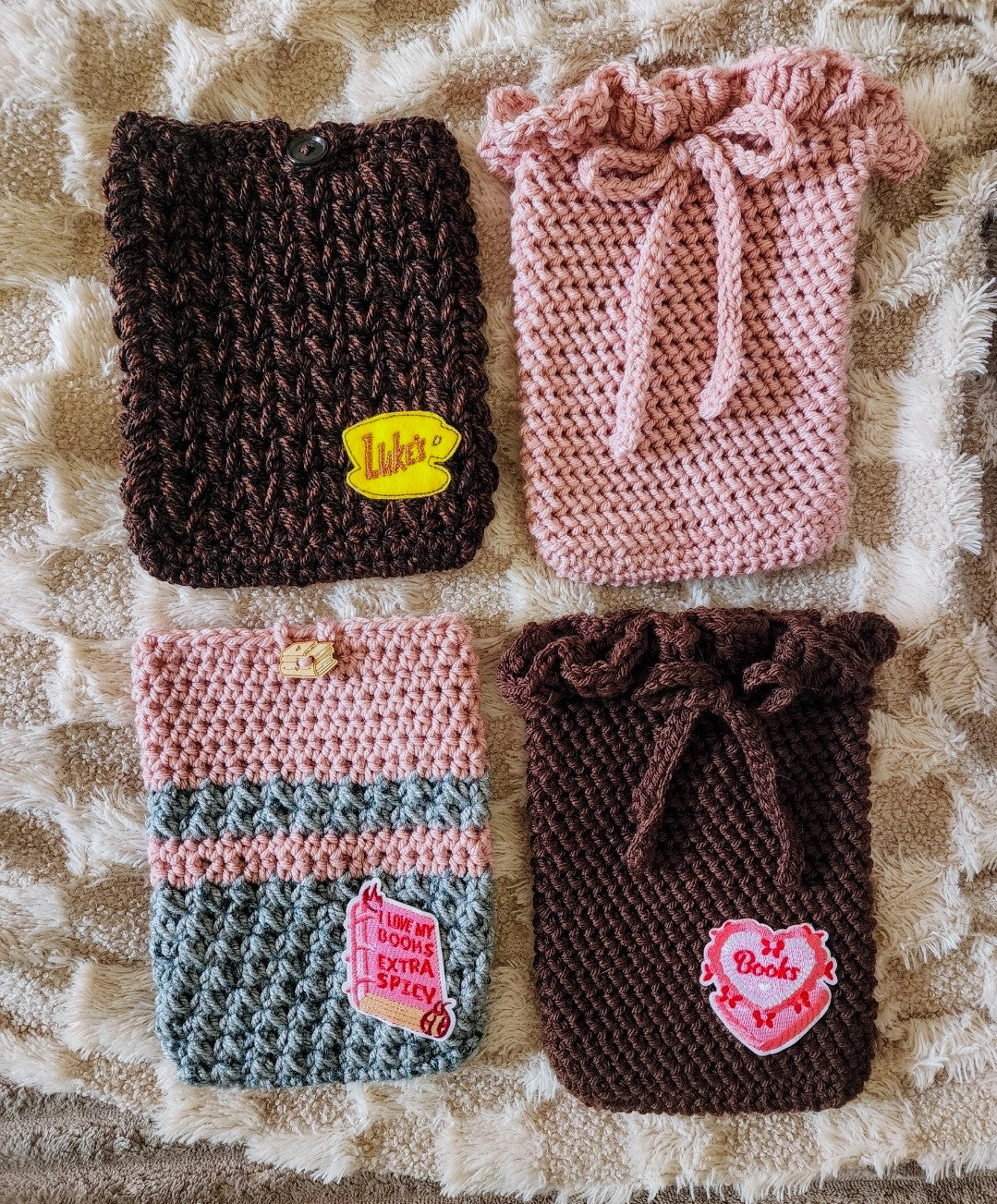 Ruffle Kindle Sleeve
